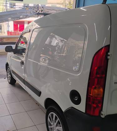 RENAULT KANGOO 1.6 EXPRESS 16V FLEX 4P MANUAL RENAULT KANGOO 1.6 EXPRESS 16V FLEX 4P MANUAL